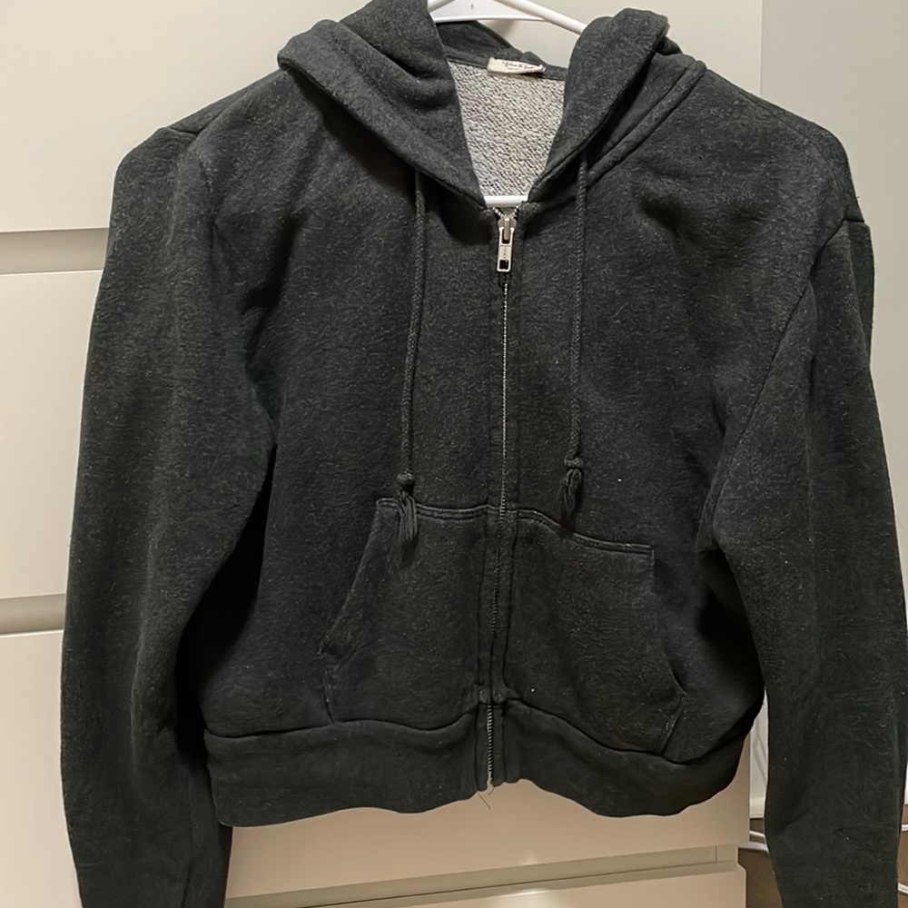 Brandy Melville cropped zip up
